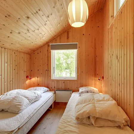 Ejvi - 700m From The Sea By Interhome *