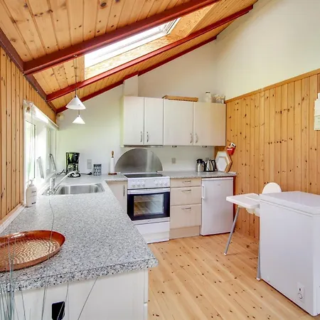Ejvi - 700m From The Sea By Interhome Nyaraló